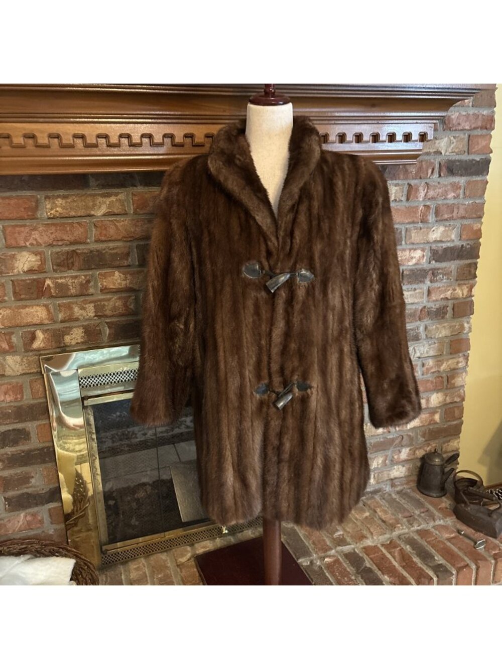 vintage mink jacket Days Furs Carmel Indiana Size Large Brown